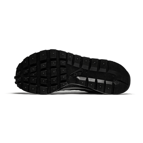 Nike Vaporwaffle Sacai Black White
